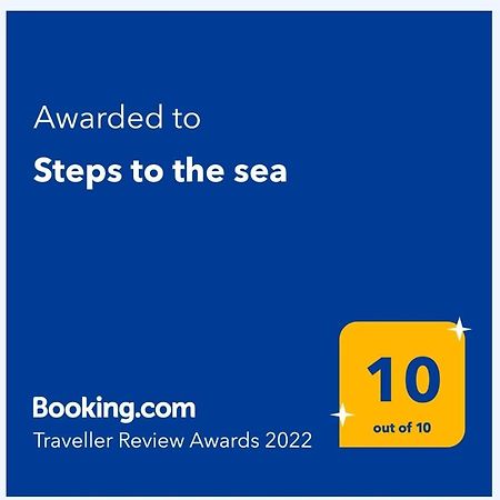 فيلا Steps To The Sea Néa Péramos المظهر الخارجي الصورة